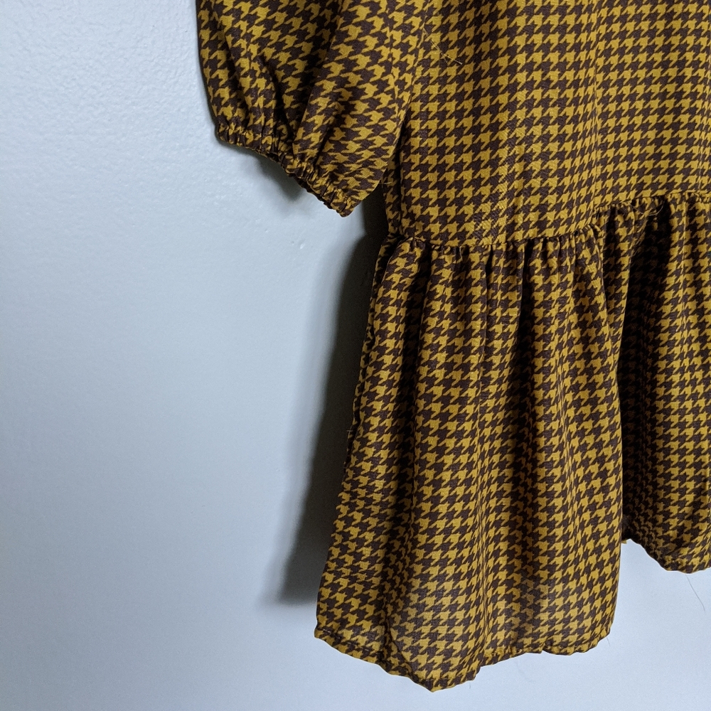 Mustard houndstooth ruffle hem dress - Picture 8 of 10